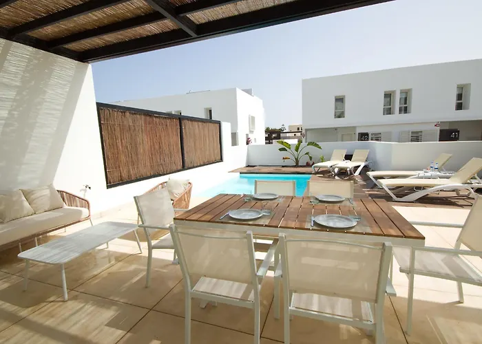 Casa Pina Colada - By Az