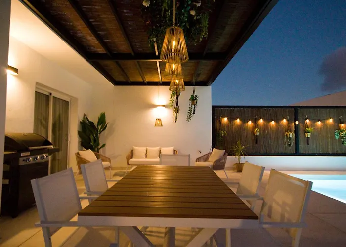 Casa Pina Colada - By Az